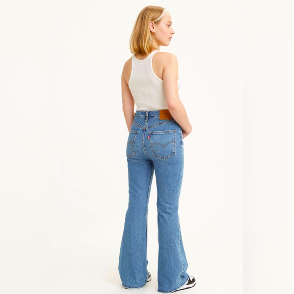 Levi’s 70 high flare jeans